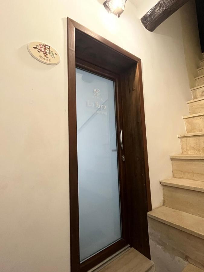 Casa Vacanze La Ripa Sutri Luaran gambar