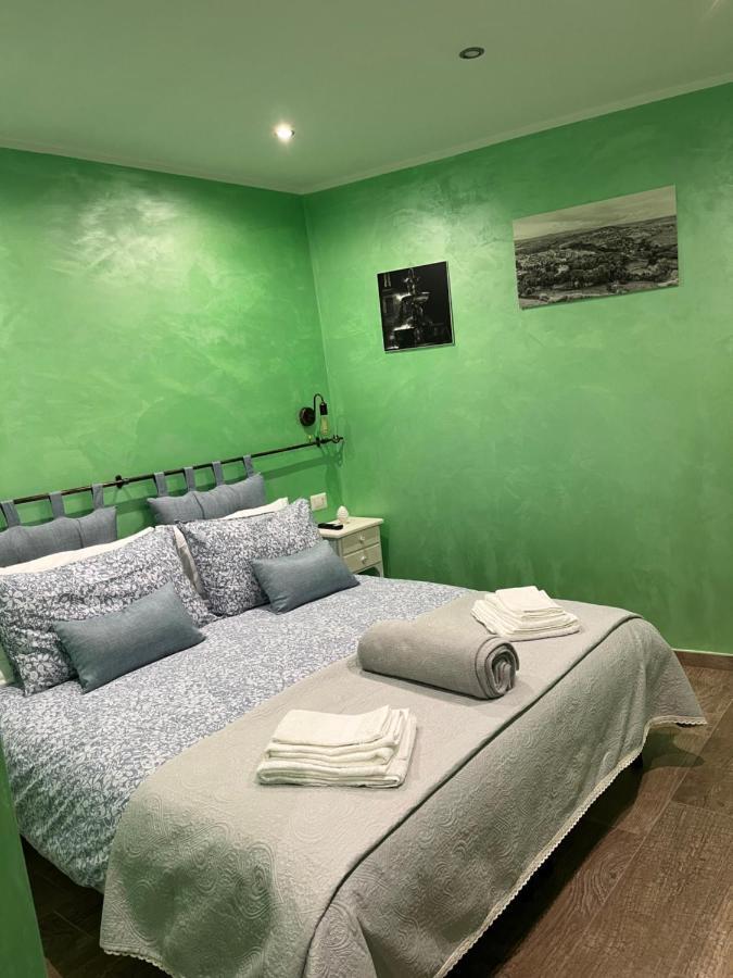 Casa Vacanze La Ripa Sutri Luaran gambar
